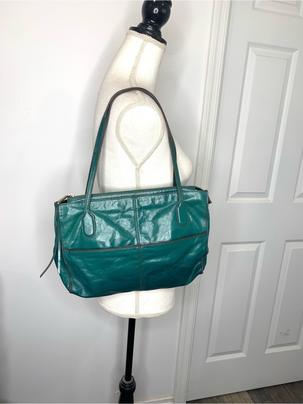 HOBO International Teal Leather Tote Shoulder Bag Slouchy Zip Top Boho - Picture 2 of 8